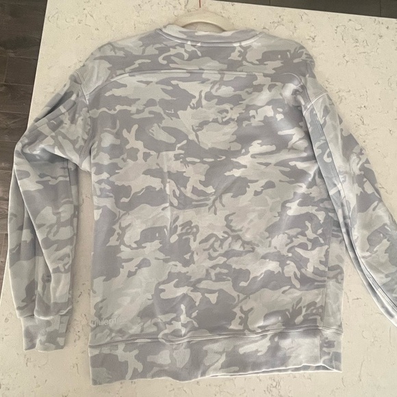 Lululemon Perfectly Oversized Crew - Picture 7 of 7